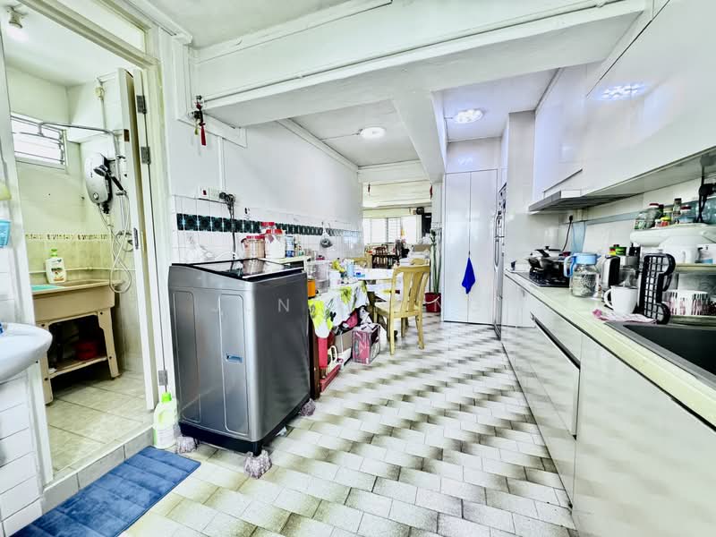 45 Marine Crescent HDB Flat For Sale at S$ 695,000 | PropertyGuru Singapore - Kitchen