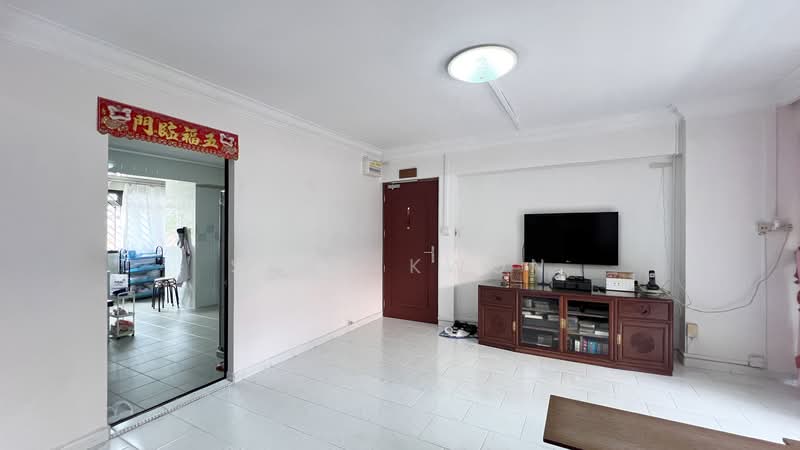 236 Bishan Street 22 HDB Flat For Sale at S$ 1,070,000 | PropertyGuru Singapore - Living Room