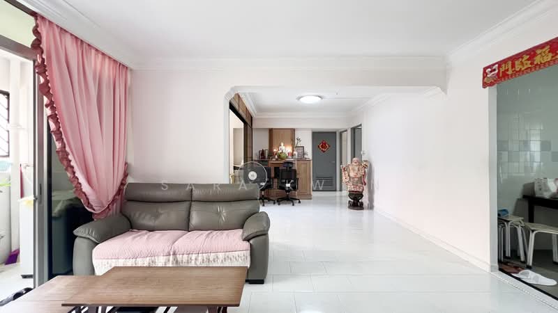 236 Bishan Street 22 HDB Flat For Sale at S$ 1,070,000 | PropertyGuru Singapore - Living Room