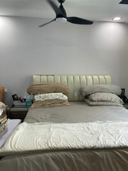 Sanctuary Green Condominium For Sale at S$ 2,280,000 | PropertyGuru Singapore - Bedroom