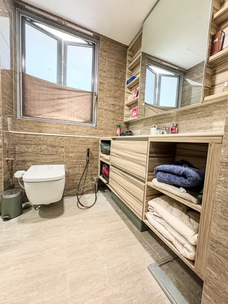 High Park Residences Condominium For Sale at S$ 2,300,000 | PropertyGuru Singapore - Bathroom