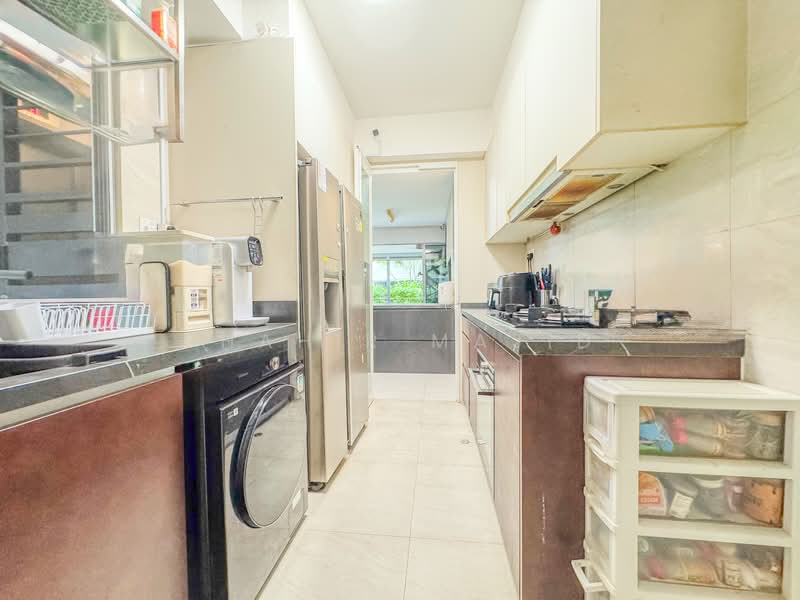 High Park Residences Condominium For Sale at S$ 2,300,000 | PropertyGuru Singapore - Kitchen