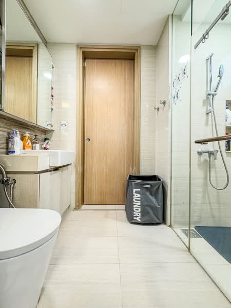 High Park Residences Condominium For Sale at S$ 2,300,000 | PropertyGuru Singapore - Bathroom