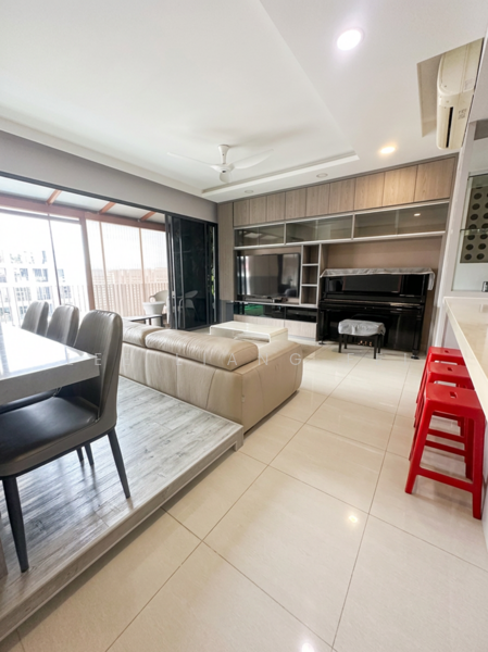 Jewel @ Buangkok Condominium For Sale at S$ 4,300,000 | PropertyGuru Singapore - Living Room