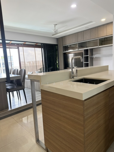 Jewel @ Buangkok Condominium For Sale at S$ 4,300,000 | PropertyGuru Singapore - Kitchen