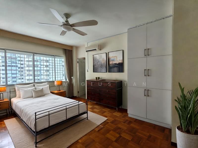 Cairnhill Plaza Apartment For Sale at S$ 5,800,000 | PropertyGuru Singapore - Bedroom