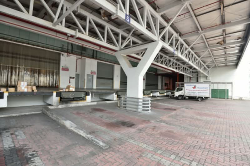 Changi Logistics Centre, 19 Loyang Way, 36,257 sqft, Warehouse For Rent, by Celine Koh, 500082846 - Exterior - CommercialGuru.com.sg