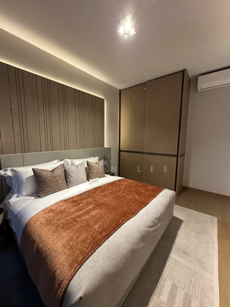 8@BT Condominium For Sale at S$ 1,939,000 | PropertyGuru Singapore - Master Bedroom