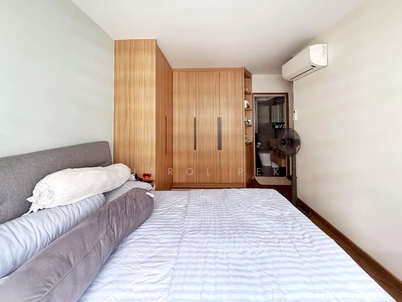 620A Tampines Street 61 HDB Flat For Sale at S$ 850,000 | PropertyGuru Singapore - Bedroom