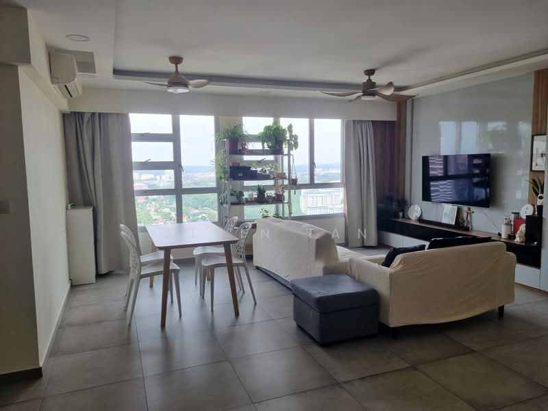 312C Clementi Avenue 4, 312C Clementi Avenue 4, Room Rental, 200 sqft, HDB Flat For Rent, by Alvin Tan, 500082883 - Living Room - PropertyGuru.com.sg