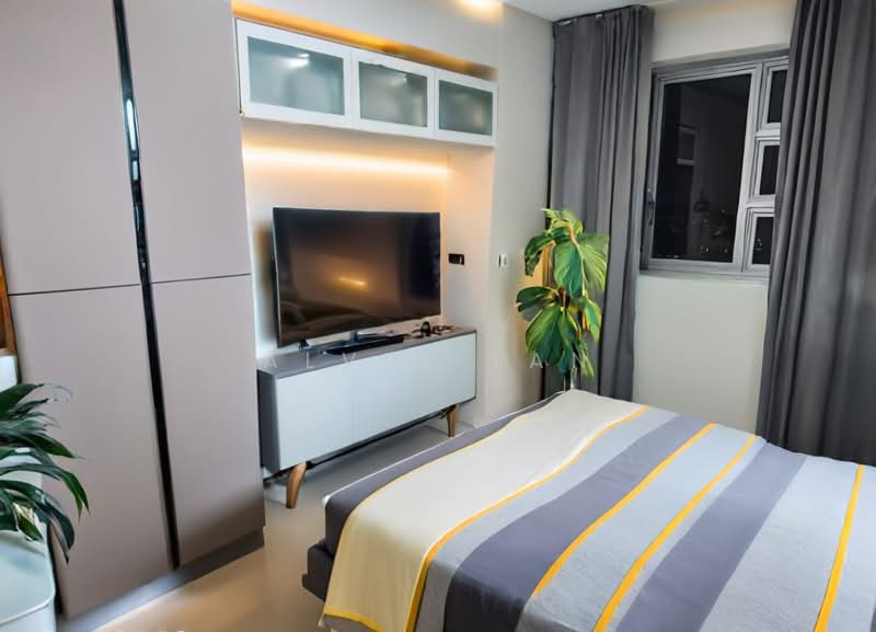 312C Clementi Avenue 4, 312C Clementi Avenue 4, Room Rental, 200 sqft, HDB Flat For Rent, by Alvin Tan, 500082883 - Master room without TV - PropertyGuru.com.sg