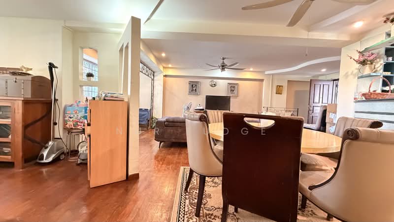 For Sale - 746 Woodlands Circle