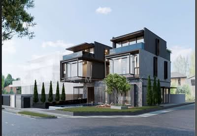 For Sale - Ultra Modern Freehold Detached at Cotswold Close