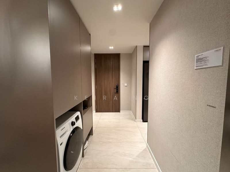 Pinery Residences Condominium For Sale at S$ 1,660,000 | PropertyGuru Singapore - Corridor