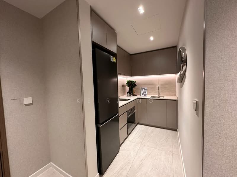 Pinery Residences Condominium For Sale at S$ 1,660,000 | PropertyGuru Singapore - Kitchen