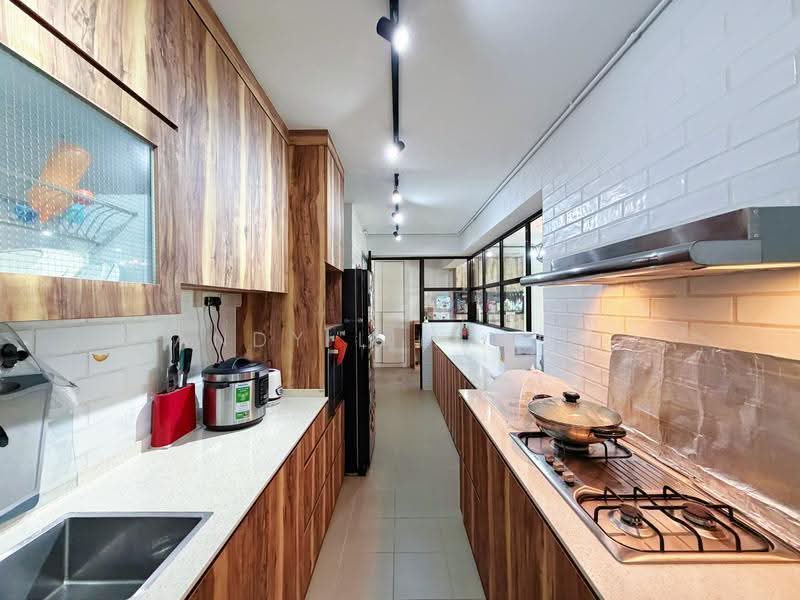 293D Compassvale Crescent, 293D Compassvale Crescent, Hougang / Punggol / Sengkang, 3 Bedrooms, 1,216 sqft, HDB Flat For Sale, by Andy Lim 林佳俊, 500082921 - Kitchen - PropertyGuru.com.sg