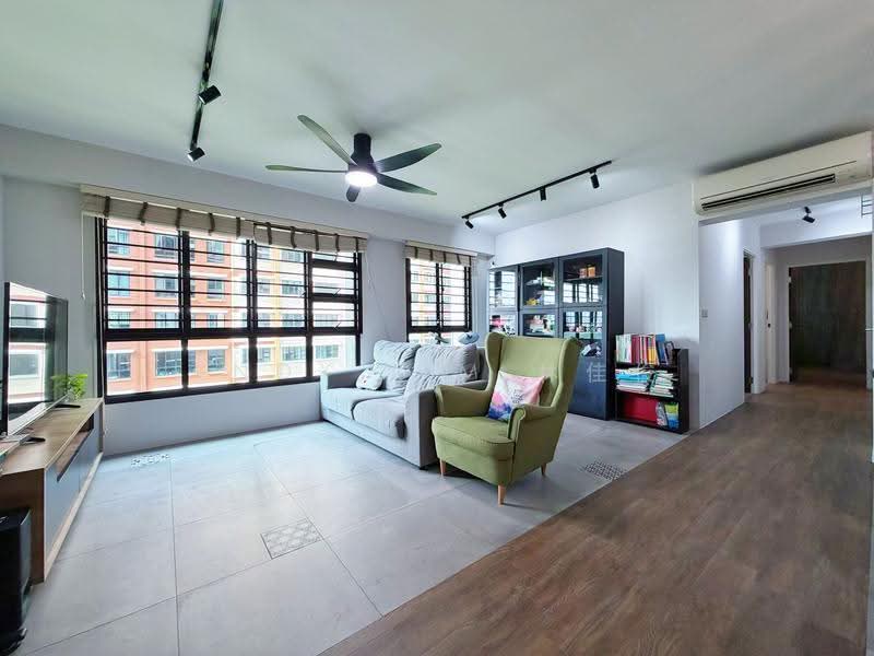 293D Compassvale Crescent, 293D Compassvale Crescent, Hougang / Punggol / Sengkang, 3 Bedrooms, 1,216 sqft, HDB Flat For Sale, by Andy Lim 林佳俊, 500082921 - Living Room - PropertyGuru.com.sg