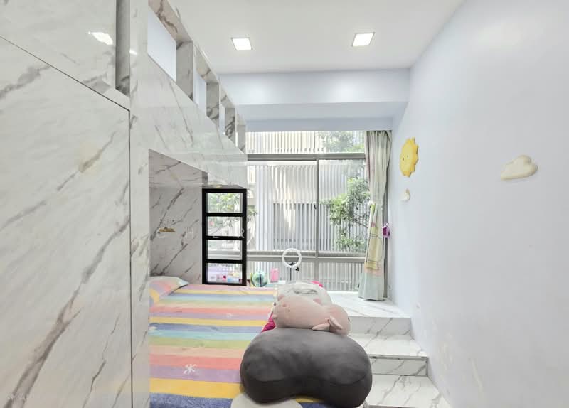 Venezio Apartment For Sale at S$ 2,700,000 | PropertyGuru Singapore - Bedroom