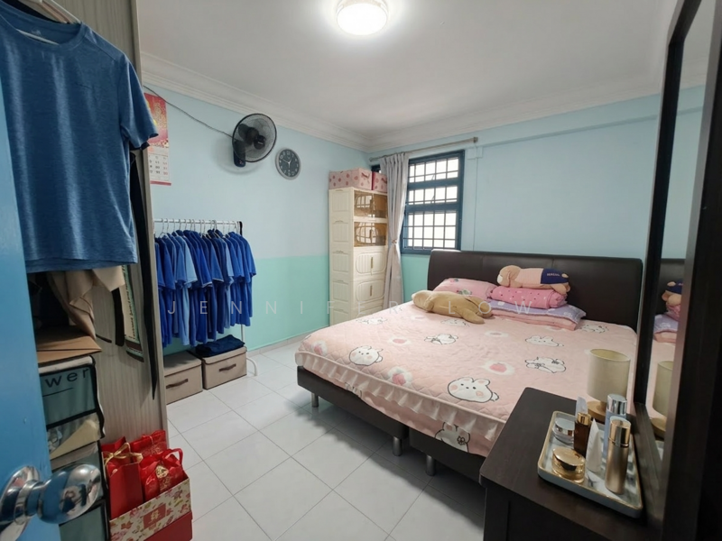 26 Toa Payoh East HDB Flat For Sale at S$ 368,888 | PropertyGuru Singapore - Bedroom 1