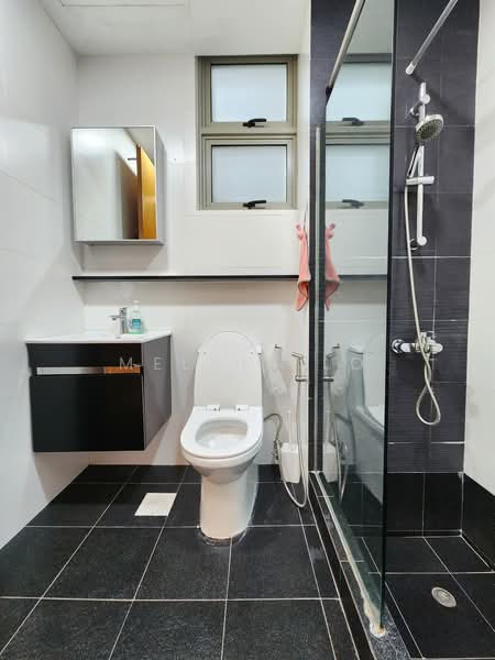 Mabelle, 15 Lorong M Telok Kurau, 2 Bedrooms, 732 sqft, Condominium For Rent, by Melvin Lo, 500082934 - Bathroom - PropertyGuru.com.sg