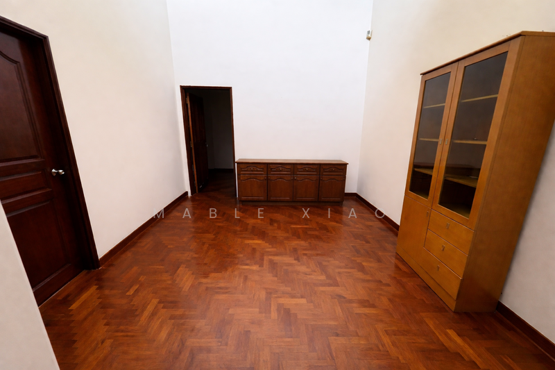 Yunnan Gardens Terraced House For Sale at S$ 5,588,888 | PropertyGuru Singapore - Family Room