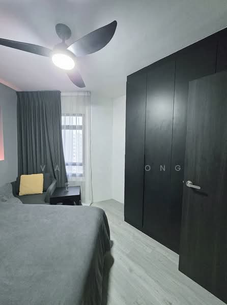 455 Clementi Avenue 3 HDB Flat For Sale at S$ 900,000 | PropertyGuru Singapore - Bedroom 2