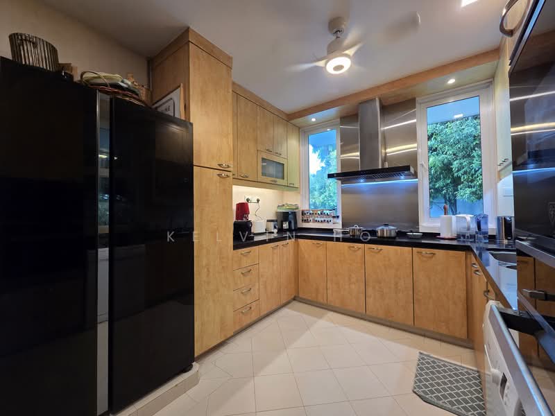 Watten Estate Detached House, Watten Estate Road, 5 Bedrooms, 4,844 sqft, Detached House For Sale, by Kelvin Ho, 500082968 - Kitchen - PropertyGuru.com.sg