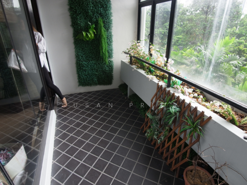 Orchard Emerald Hill Couples Dream Loft Home Office, Nearby Emerald Hill Road, Orchard Road, 2 Bedrooms, 2,200 sqft, Conservation House For Rent, by Susan Prior, 500082988 - Balcony - PropertyGuru.com.sg