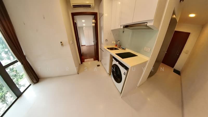 Royce Residences Condominium For Sale at S$ 710,000 | PropertyGuru Singapore - Kitchen