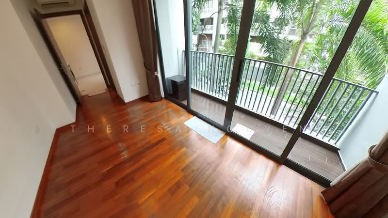 Royce Residences Condominium For Sale at S$ 710,000 | PropertyGuru Singapore - Balcony