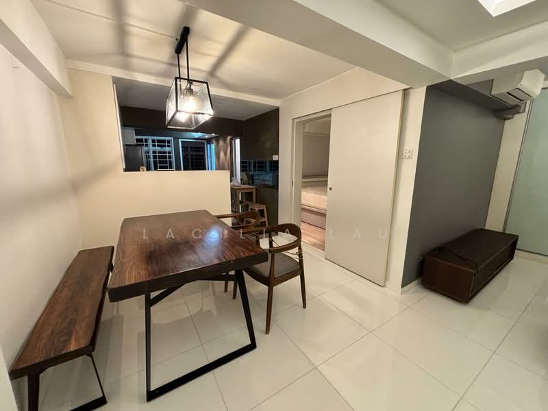 2 Holland Avenue, 2 Holland Avenue, 2 Bedrooms, 720 sqft, HDB Flat For Rent, by Lacilia Lau, 500083008 - Dining Room - PropertyGuru.com.sg