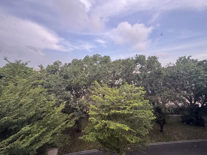 559 Jurong West Street 42 HDB Flat For Sale at S$ 675,000 | PropertyGuru Singapore - Exterior