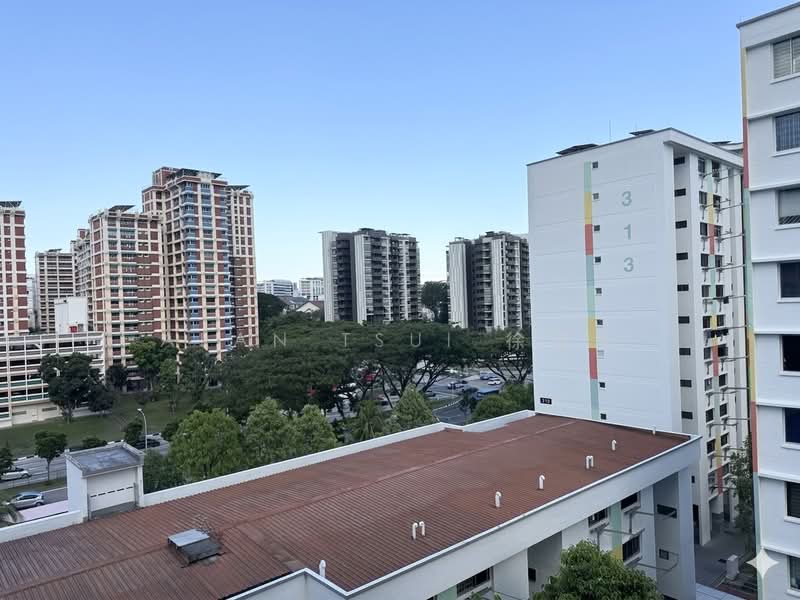 315 Ubi Avenue 1 HDB Flat For Sale at S$ 680,000 | PropertyGuru Singapore - Exterior