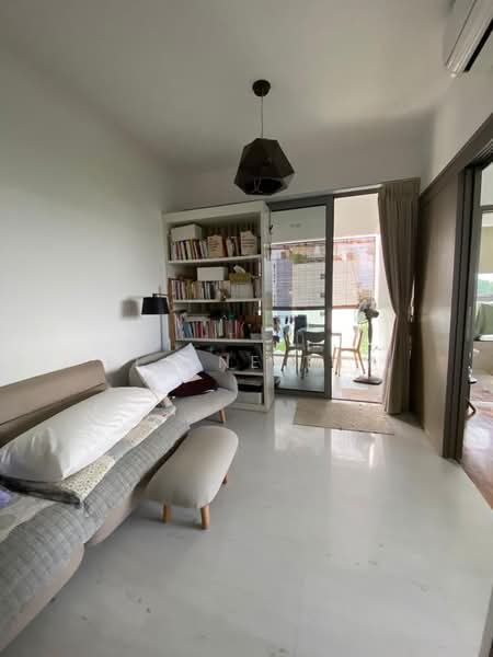 Signature at Lewis, 1 Lewis Road, 1 Bedroom, 635 sqft, Condominium For Rent, by Elaine Tay, 500083041 - Living Room - PropertyGuru.com.sg