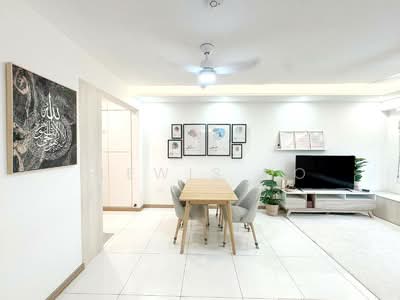 For Sale - 619B Tampines Street 61