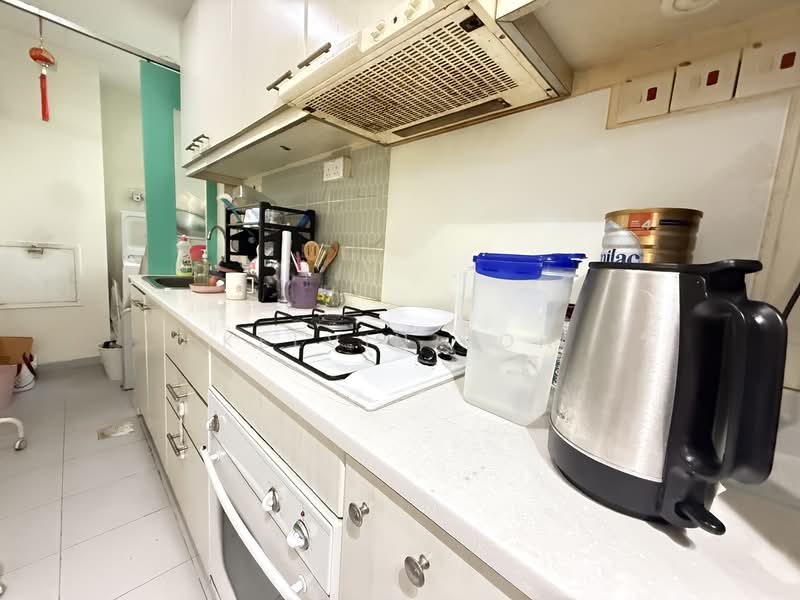 The Elysia Condominium For Sale at S$ 999,888 | PropertyGuru Singapore - Kitchen
