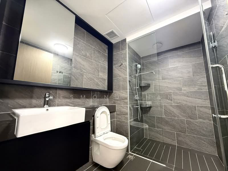 Affinity At Serangoon Condominium For Sale at S$ 945,000 | PropertyGuru Singapore - Bathroom