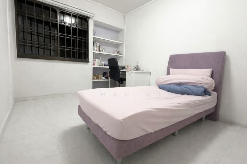 480 Sembawang Drive HDB Flat For Sale at S$ 599,999 | PropertyGuru Singapore - Bedroom