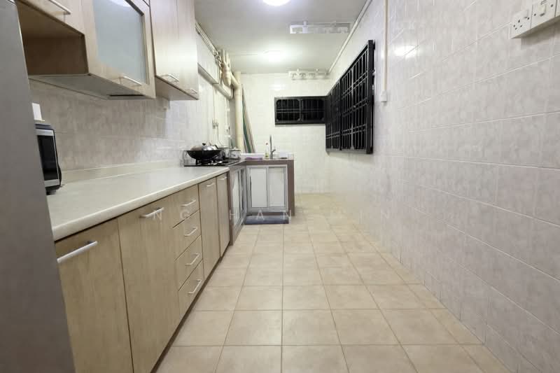 480 Sembawang Drive HDB Flat For Sale at S$ 599,999 | PropertyGuru Singapore - Kitchen