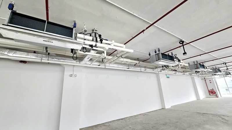 Luzerne Building, 72 Bendemeer Road, 5,389 sqft, Light Industrial (B1) For Rent, by Clara Heng, 500083127 - Interior - CommercialGuru.com.sg