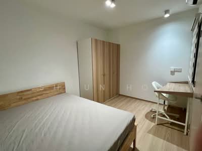 For Rent - Lucky Plaza