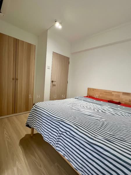 Lucky Plaza, 304 Orchard Road, Room Rental, 200 sqft, Apartment For Rent, by Shaun How, 500083137 - Bedroom - PropertyGuru.com.sg
