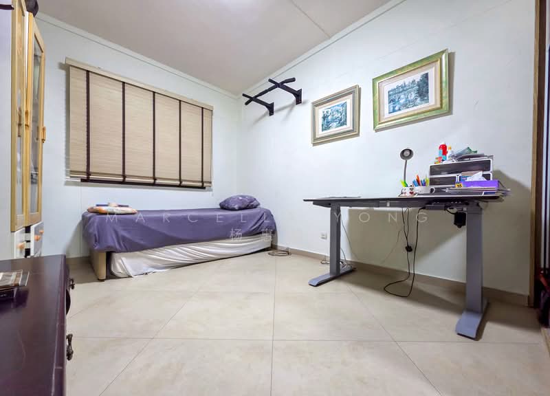 250C Compassvale Street HDB Flat For Sale at S$ 800,000 | PropertyGuru Singapore - Bedroom