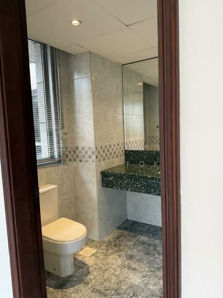 UE Square, 205 River Valley Road, 4 Bedrooms, 1,850 sqft, Apartment For Rent, by Jack Tok, 500083171 - Bathroom - PropertyGuru.com.sg