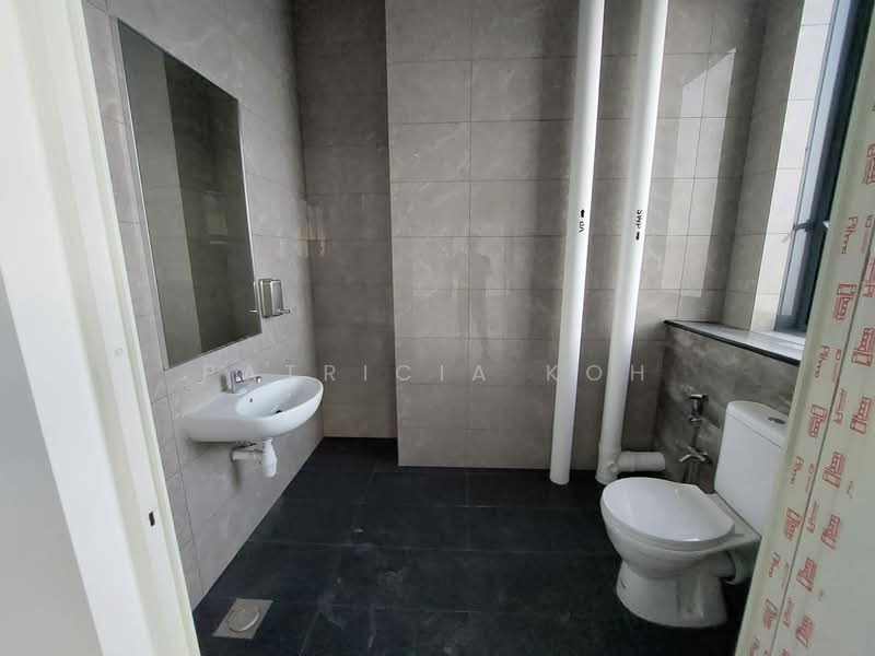 REVV, 1 Corporation Drive, 3,510 sqft, Factory / Workshop (B2) For Sale, by Patricia Koh, 500083177 - Bathroom - CommercialGuru.com.sg