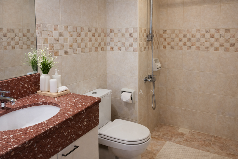 UE Square Apartment For Sale at S$ 3,890,000 | PropertyGuru Singapore - Bathroom