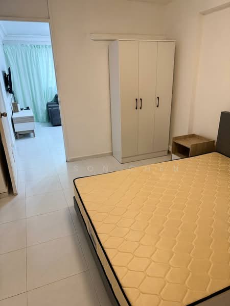 147 Serangoon North Avenue 1, 147 Serangoon North Avenue 1, 3 Bedrooms, 894 sqft, HDB Flat For Rent, by Jason Chen, 500083198 - Bedroom - PropertyGuru.com.sg