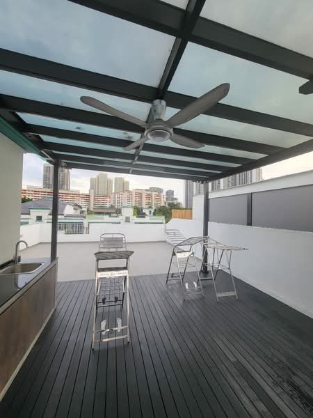 Freesia Woods, 61 Sunset Way, 3 Bedrooms, 2,563 sqft, Condominium For Rent, by Judy Ang, 500083220 - Roof - PropertyGuru.com.sg