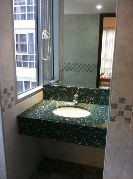 UE Square Apartment For Sale at S$ 3,920,000 | PropertyGuru Singapore - Bathroom