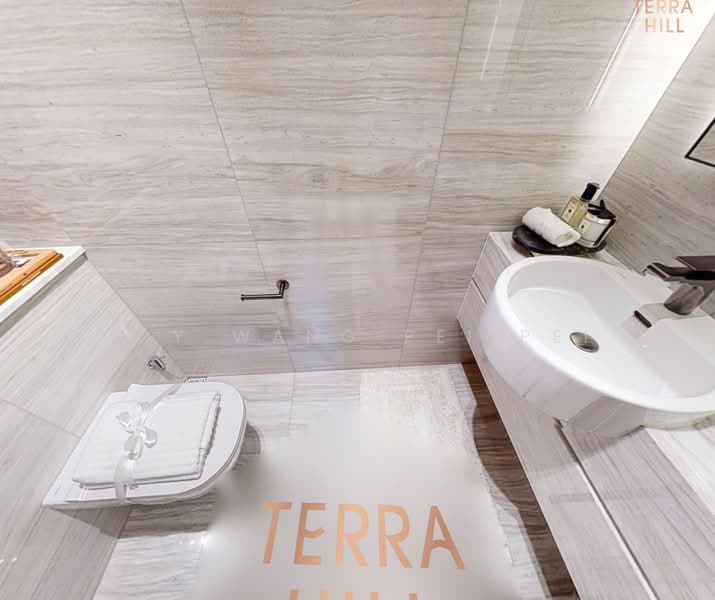 Terra Hill Condominium For Sale at S$ 5,341,000 | PropertyGuru Singapore - Bathroom